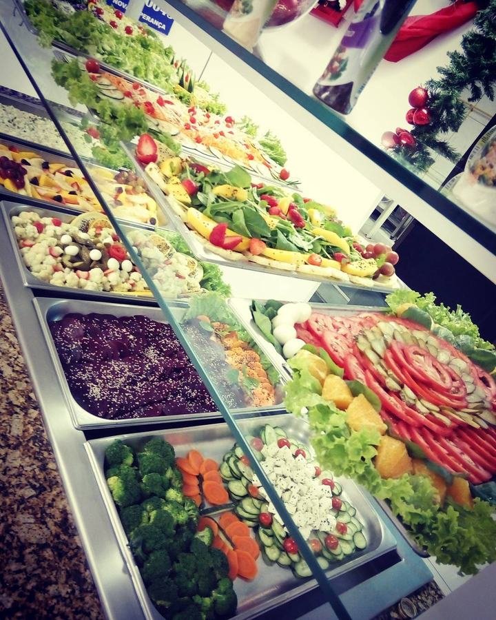 Buffet de saladas do Tartelli